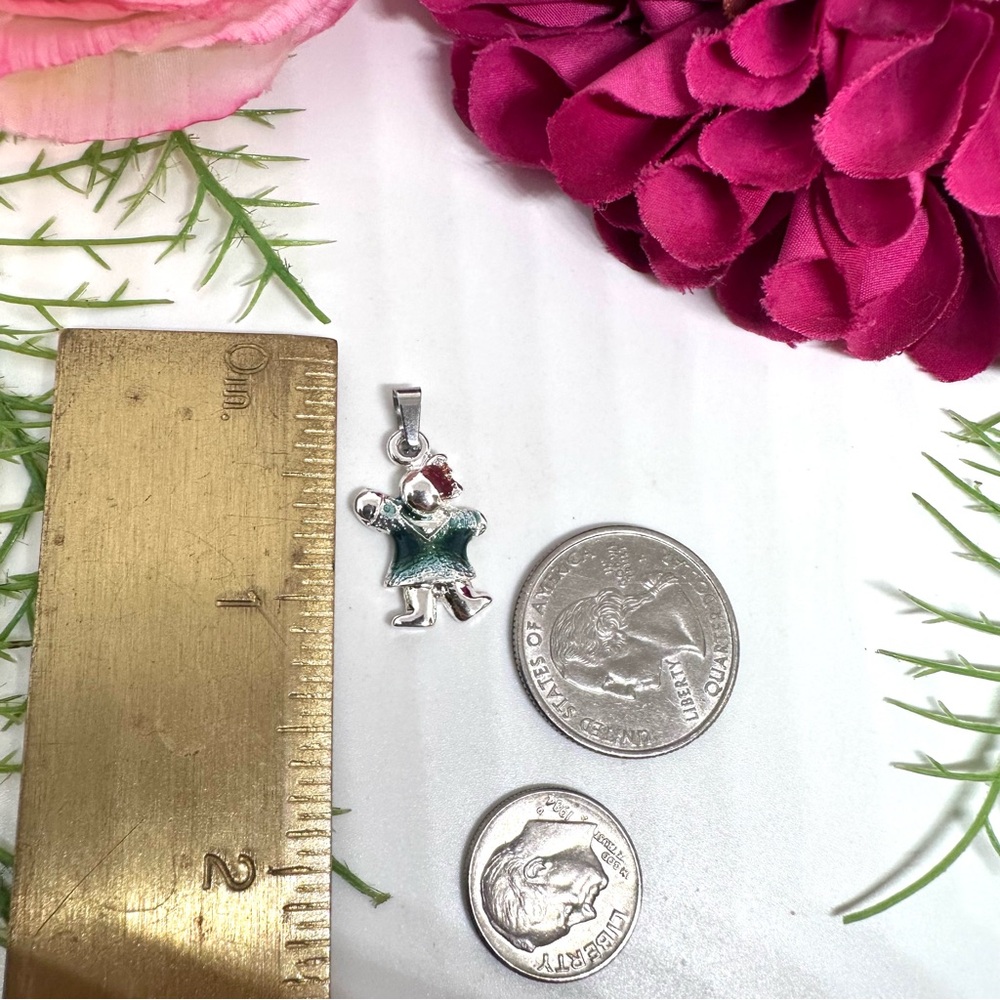 NEW⚜️Waving Girl Enameled Pendant Charm - Picture 6 of 6